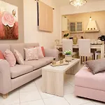 Trapezaki Villas, Seafront *