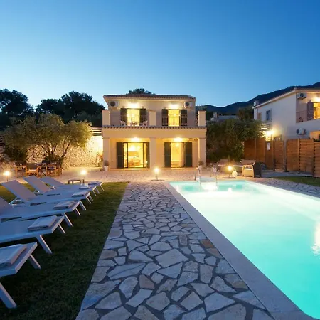 Villa Trapezaki Villas, Seafront