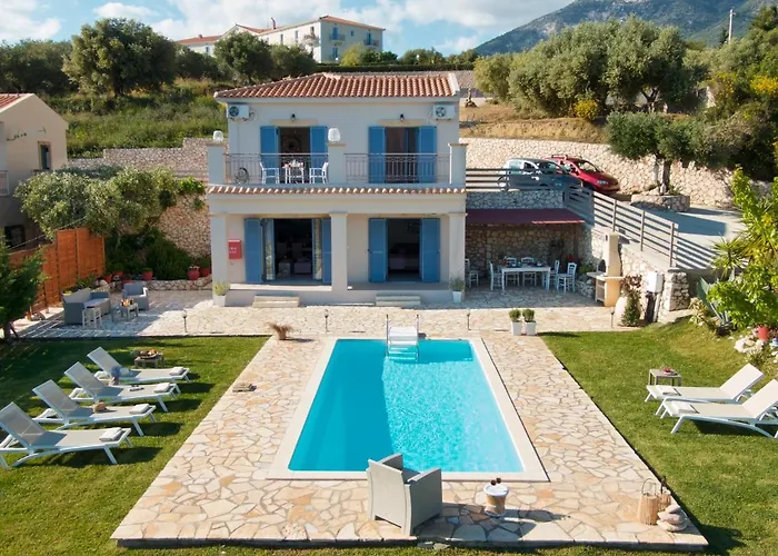 Trapezaki Villas, Seafront Villa *