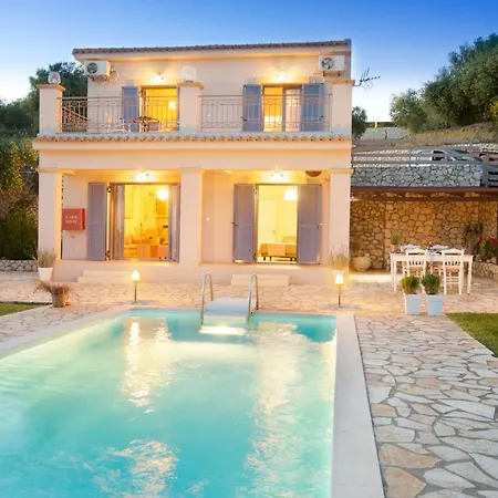 Villa Trapezaki Villas, Seafront