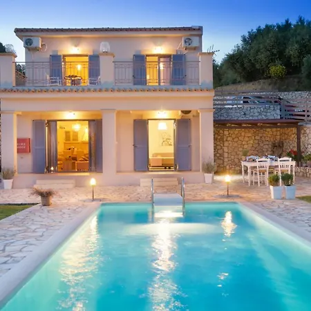 Trapezaki Villas, Seafront 特拉佩扎奇