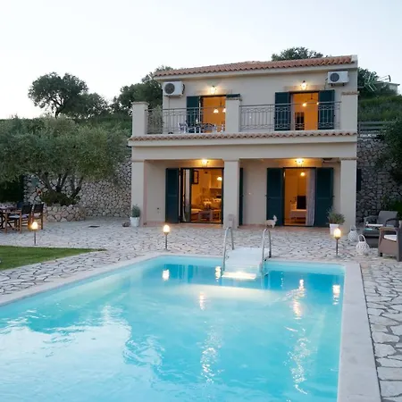 Trapezaki Villas, Seafront 别墅 *